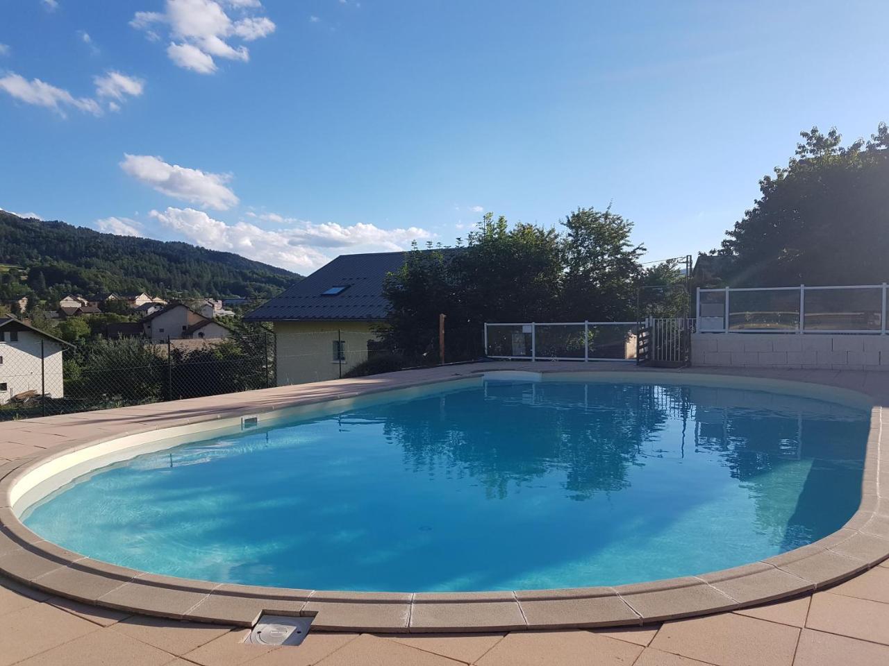 Camping Les Auches Ancelle Esterno foto